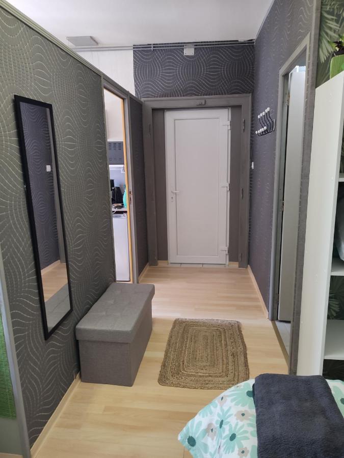 Studio Independant Acces Direct Autonome. Le Cateau-Cambresis Екстериор снимка